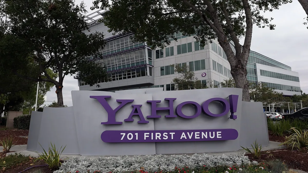 yahoo — AL news