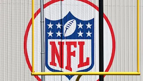 NFL news live updates Dolphins extend AllPro LB Jordyn Brooks Rookies report for training camp as offseason activities ramp up